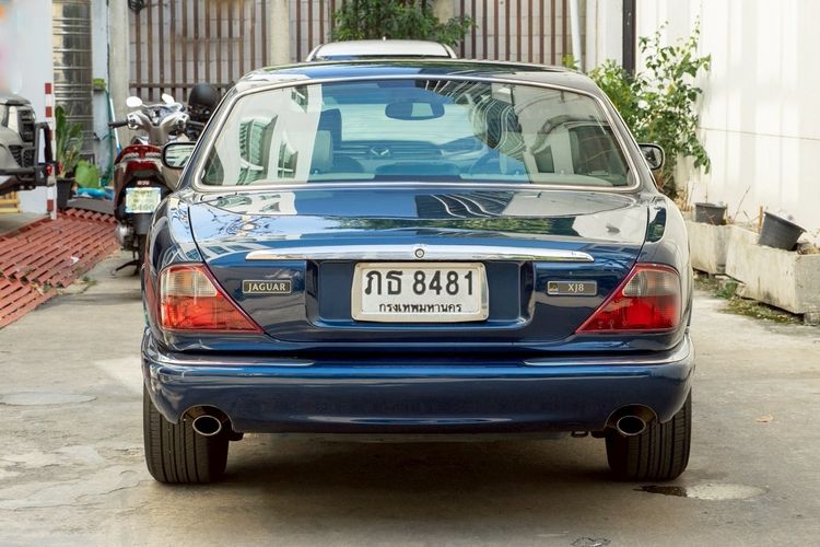 Jaguar XJ8 2000 3.5 Executive Sedan เบนซิน ไม่ติดแก๊ส เกียร์อัตโนมัติ น้ำเงิน รูปที่ 4