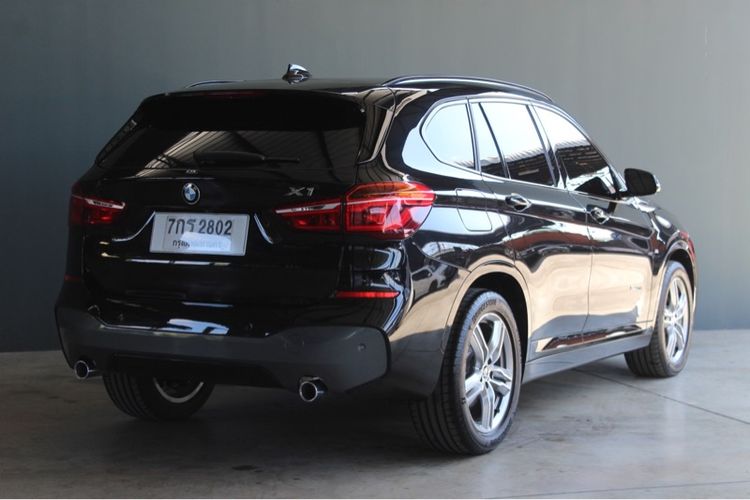 BMW X1 2018 2.0 sDrive20d M Sport Utility-car ดีเซล ไม่ติดแก๊ส เกียร์อัตโนมัติ ดำ รูปที่ 4