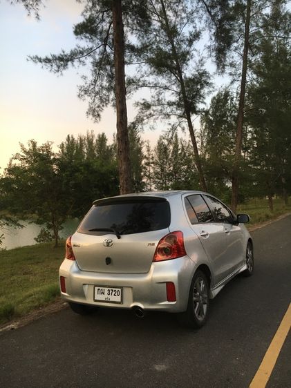 Toyota Yaris 2012 1.5 RS เบนซิน เกียร์อัตโนมัติ เทา รูปที่ 2