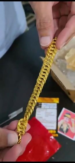 เลสข้อมือทอง ปลอม 2 บาท รูปที่ 2