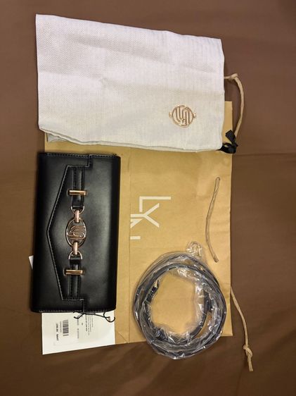 กระเป๋า lyn