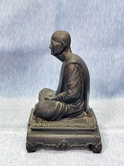 พระบูชาหลวงปู่คร่ำ 5 นิ้ว (รุ่น 8 รอบ  ปี 2536 )   รูปที่ 3