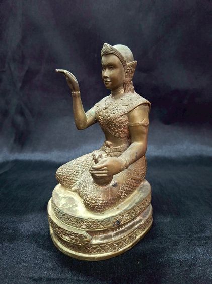 แม่นางกวัก ขนาดบูชา หลวงปู่คร่ำ วัดวังหว้า ระยอง รุ่นสร้างเจดีย์ รูปที่ 4
