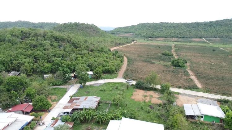 ที่ดินวิวเขา 120 ตรว ท่าม่วง กาญจนบุรี ติดถนนคอนกรีต มีไฟฟ้า ประปา เพื่อนบ้าน