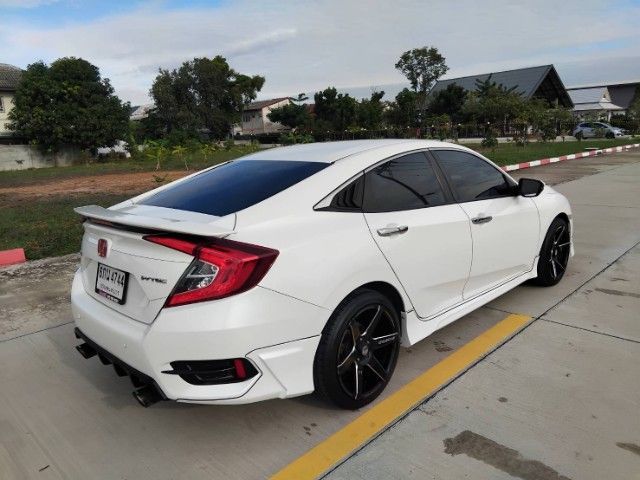 Honda Civic 2017 1.8 EL i-VTEC Sedan เบนซิน เกียร์อัตโนมัติ ขาว รูปที่ 4