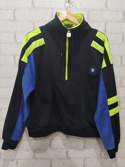Givenchy Active Vintage Half Zip Jacket 
งานวินเทจแท้ อก 46"ยาว 22.5"