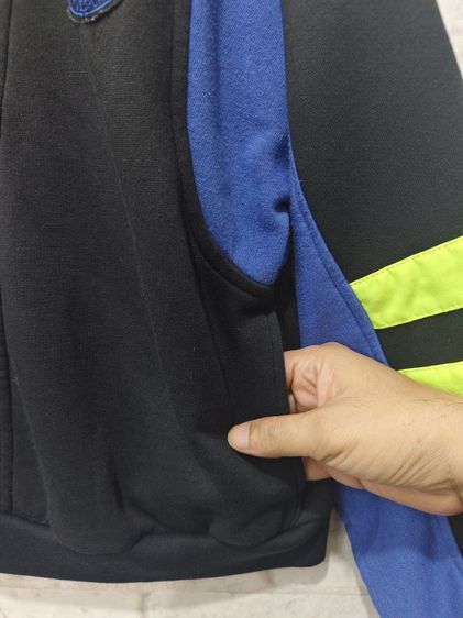 Givenchy Active Vintage Half Zip Jacket 
งานวินเทจแท้ อก 46"ยาว 22.5" รูปที่ 6