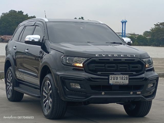 รถ Ford Everest 2.0 Titanium Plus สี ดำ
