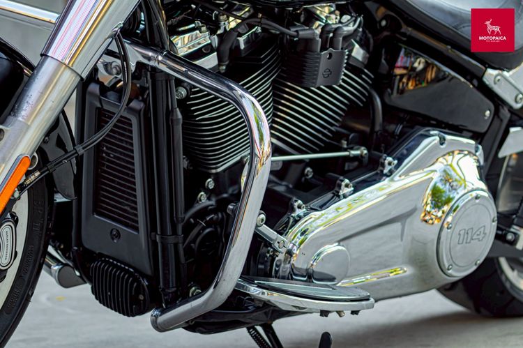 HD FatBoy114 ปี2022 สีดำ วิ่ง14000Mi. ท่อVance and Hines รูปที่ 9