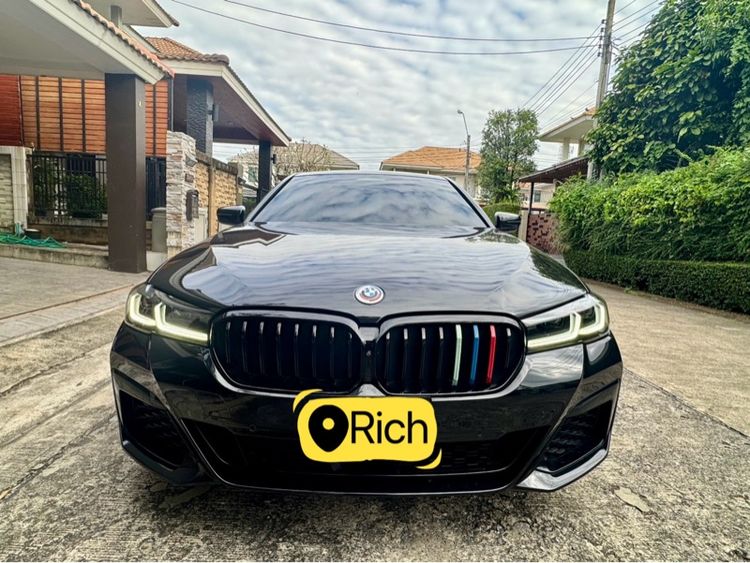 รถ BMW Series 5 530e สี ดำ