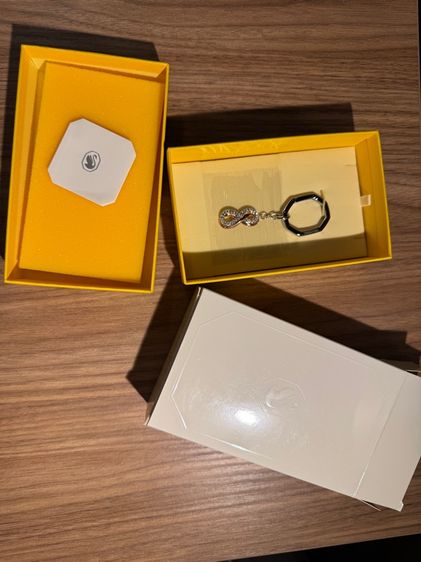 Swarovski Infinity Key Ring – New รูปที่ 3