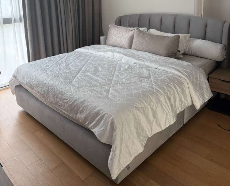 คิง VERTIER Bed 6ft King Size เฉพาะเตียง