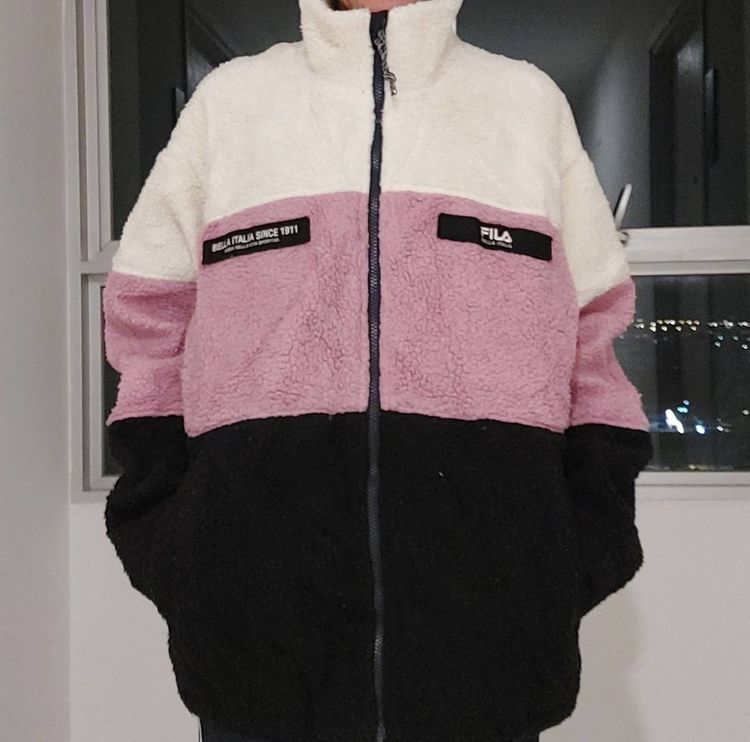 แขนยาว อื่นๆ M เสื้อแจ็คเก็ต | เสื้อคลุม อื่นๆ FILA Biella Italia Fleece เสื้อแจ็คเก็ตขนแกะ สี Color Block สุดละมุน