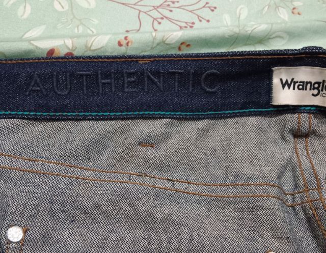 ยีนส์ Wrangler  Broken Twill เอว 34 สภาพดี รูปที่ 9