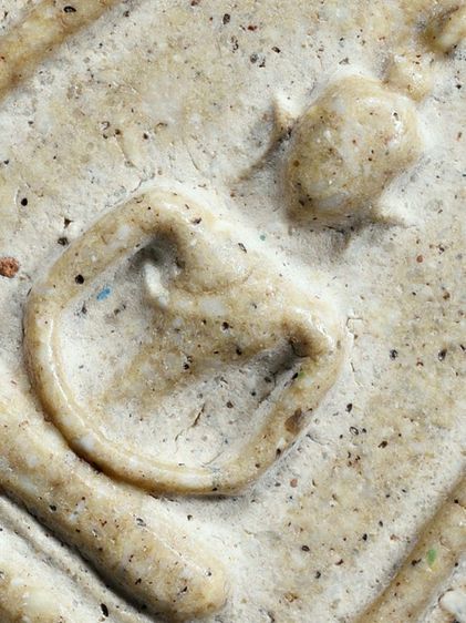 (สวยสุด)ให้เช่าบูชา มรดกบ้าน  พระสมเด็จวัดระฆัง พิมพ์เกศบัวตูม มีมวลสาร พิมพ์สวยคม สมบูรณ์ รูปที่ 2