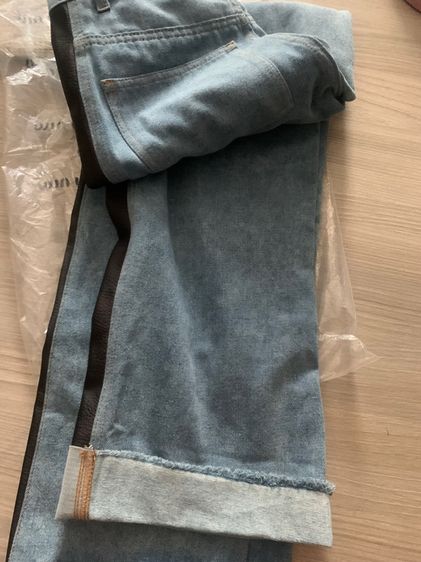 กางเกงขายาวยีนส์ miu miu ใหม่ป้ายห้อย รูปที่ 8
