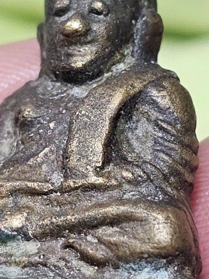 รูปหล่อหลวงพ่อเงิน รูปที่ 2