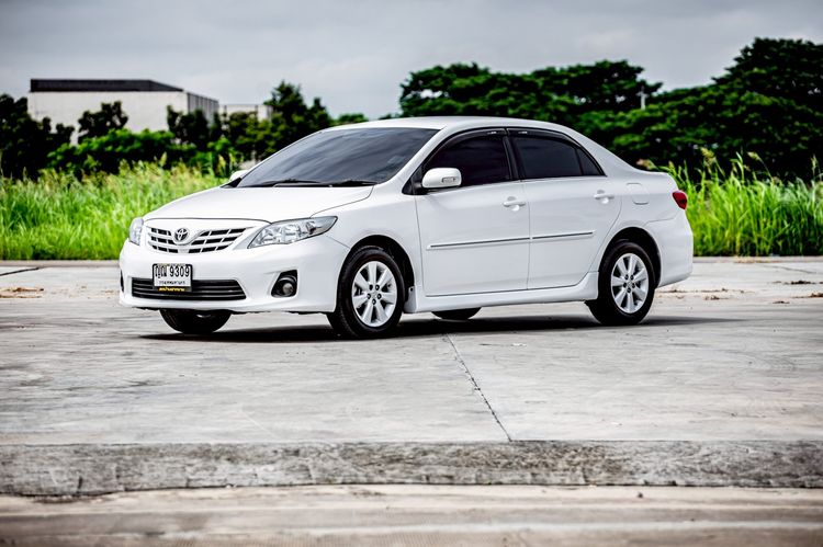 Toyota Altis 2011 1.6 E CNG Sedan เบนซิน ไม่ติดแก๊ส เกียร์อัตโนมัติ ขาว รูปที่ 2