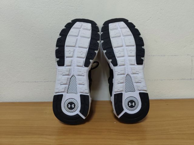 Under Armour 42.0 26.5 แท้ มือสอง รูปที่ 8