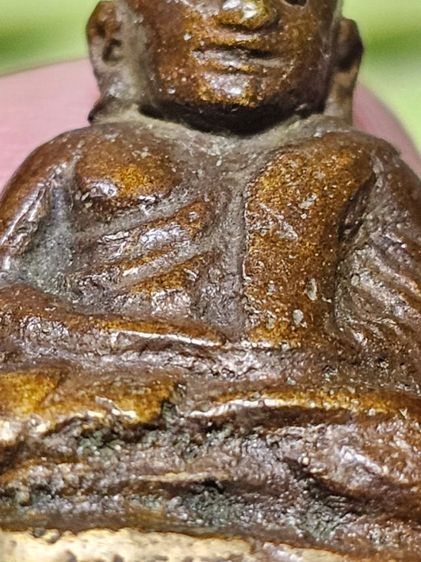 รูปหล่อหลวงพ่อเงิน รูปที่ 4