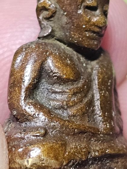 รูปหล่อหลวงพ่อเงิน รูปที่ 6