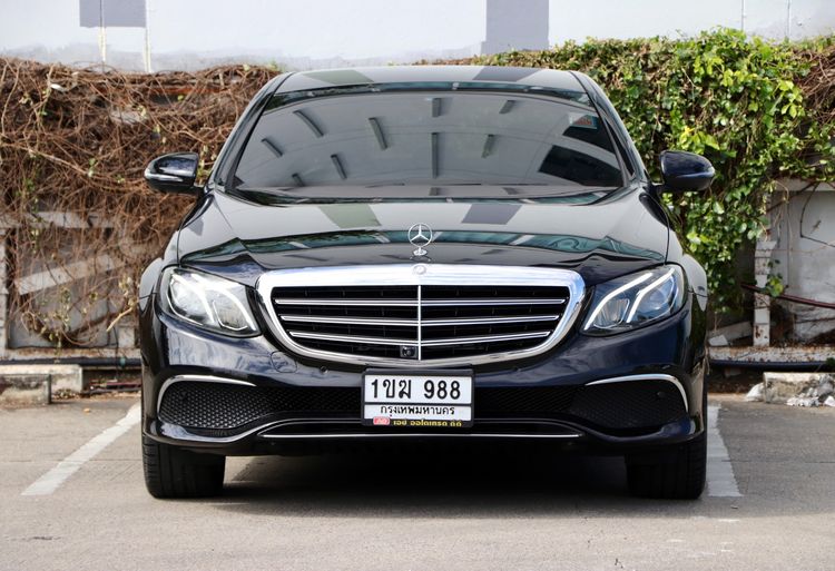 Mercedes-Benz E-Class 2016 E220 CDI Sedan ดีเซล ไม่ติดแก๊ส เกียร์อัตโนมัติ ดำ รูปที่ 2