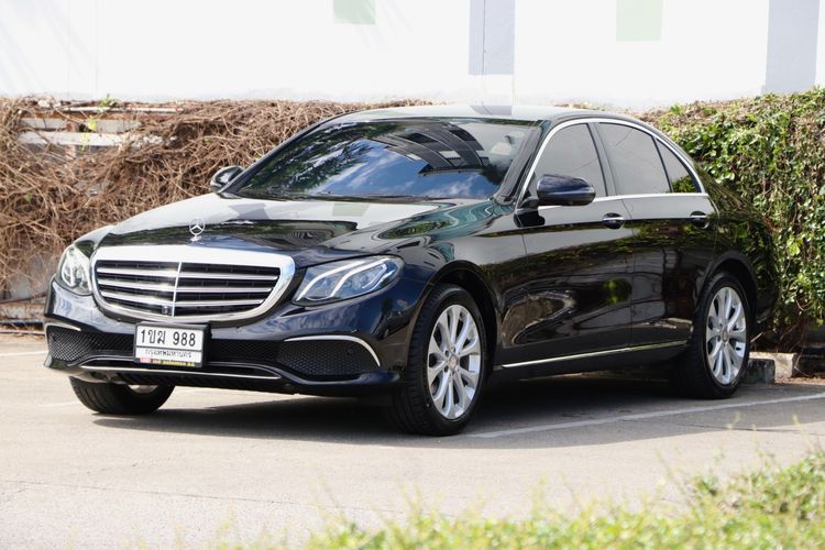 Mercedes-Benz E-Class 2016 E220 CDI Sedan ดีเซล ไม่ติดแก๊ส เกียร์อัตโนมัติ ดำ รูปที่ 3