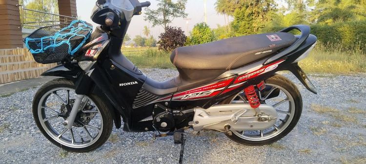 ขาย Honda Wave 125 ไฟเลี้ยวบังลม อะไหล่แต่งตามรูป สนใจติดต่อ ได้ที่เบอร์ 081-01 57-085 รูปที่ 2