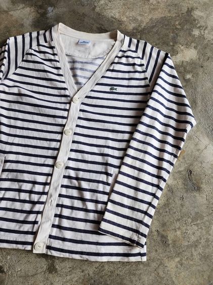 เสื้อกันหนาว LACOSTE แท้ 💯 size 4 ขนาด อก 21.5 ยาว 27 นิ้ว สภาพดีมาก ดีเทลสวย เนื้อผ้าดีมาก สวยเรียบๆ หายากน่าสะสมครับ รูปที่ 2