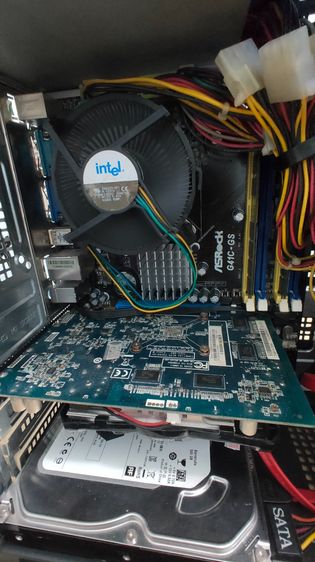 คอมรุ่นเก๋า E8500+HD4670