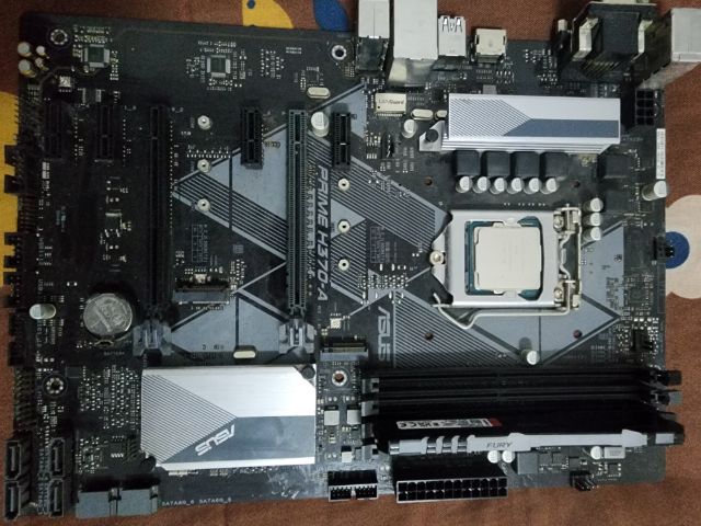 CPU INTEL CORE I7-8700 3.2 GHz
MAINBOARD ASUS PRIME H370-A
RAM DDR4 (2666) 16GB รูปที่ 8