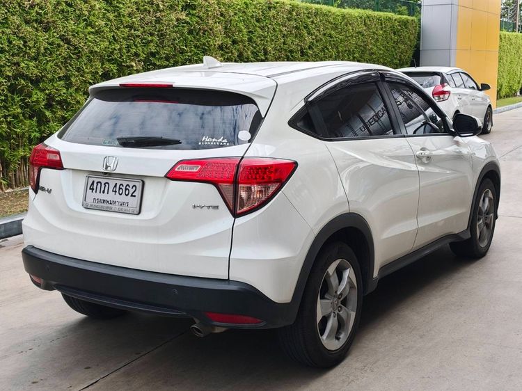 Honda HR-V 2015 1.8 E Sedan เบนซิน ไม่ติดแก๊ส เกียร์อัตโนมัติ ขาว รูปที่ 4