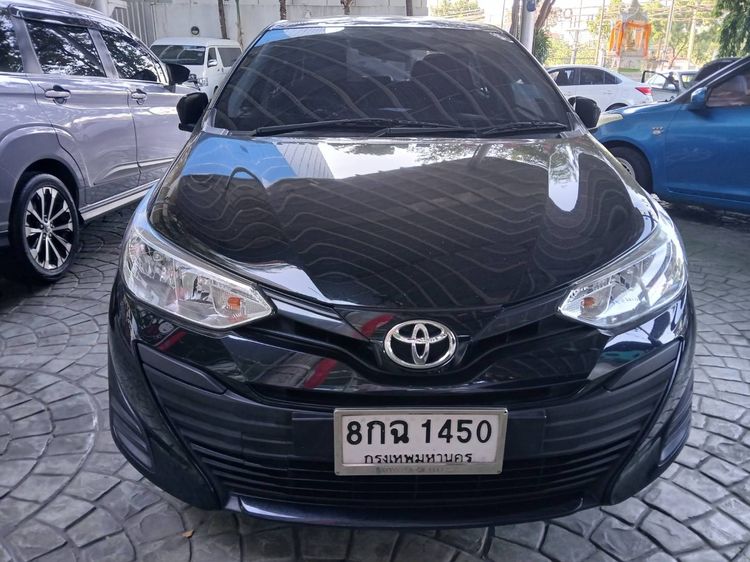 Toyota Yaris ATIV 2018 1.2 E Sedan เบนซิน ไม่ติดแก๊ส เกียร์อัตโนมัติ ดำ รูปที่ 2