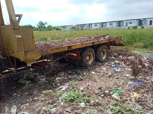 ขายซากรถเทเลอร์ 210 F 2 เพลา