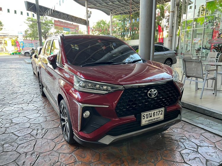 รถ Toyota Veloz 1.5 Premium สี แดง