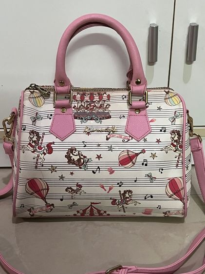 กระเป๋าสะพายและกระเป๋าสตางค์มือสอง มีหลากหลายให้เลือก รูปที่ 4