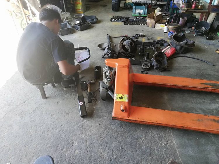 รับซ่อมไฮดรอลิค Handlift ตะเข้ลากของ รูปที่ 2