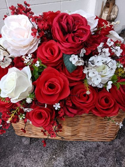 ดอกกุหลาบพร้อมกระถาง ประดิษฐ์เกรดพรีเมี่ยม