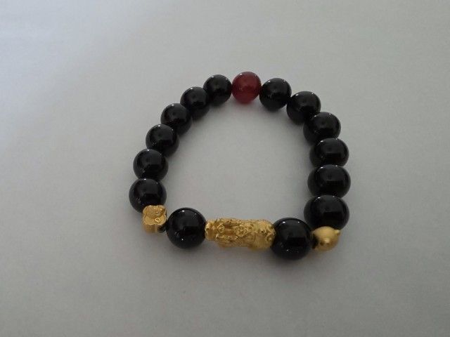 กำไลทองคำแท้ 999 พร้อมหินอาเกตดำ ปี่เซี๊ยะ • แมวกวัก • หมูทอง เสริมดวง เรียกทรัพย์ 💰✨ รูปที่ 2