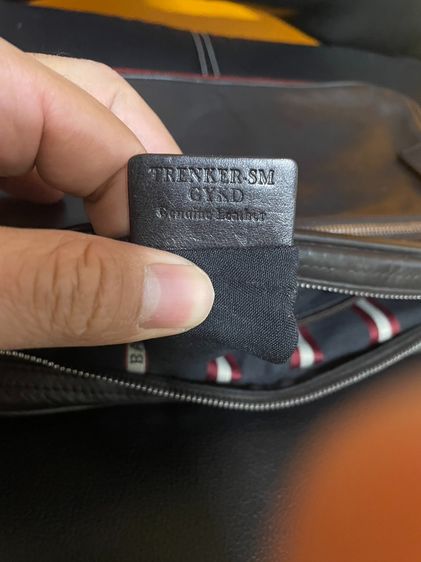 กระเป๋าครัชหนังสีน้ำตาลคาดขาวแดง BALLY  ขนาดกว้าง 10 นิ้ว สูง 7 นิ้วขาย2,900บาท รูปที่ 5