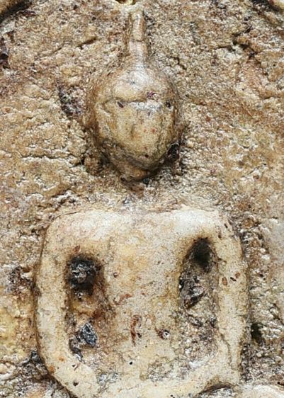 พระสมเด็จวัดระฆัง สภาพใช้ เนื้อเก่า จัดจ้าน มีมวลสาร รูปที่ 2