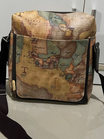 กระเป๋าสะพายทรงทำงานผู้ชาย รูปที่ 2