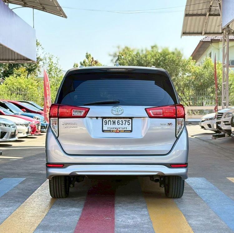 Toyota Innova 2019 2.8 Crysta V Utility-car ดีเซล ไม่ติดแก๊ส เกียร์อัตโนมัติ บรอนซ์เงิน รูปที่ 4