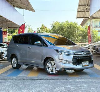 Toyota Innova 2.8 Crysta V ปี 2019 จด 2020 มือเดียว เดิมๆทั้งคัน ไม่เคยเฉี่ยวชน ฟรีดาวน์