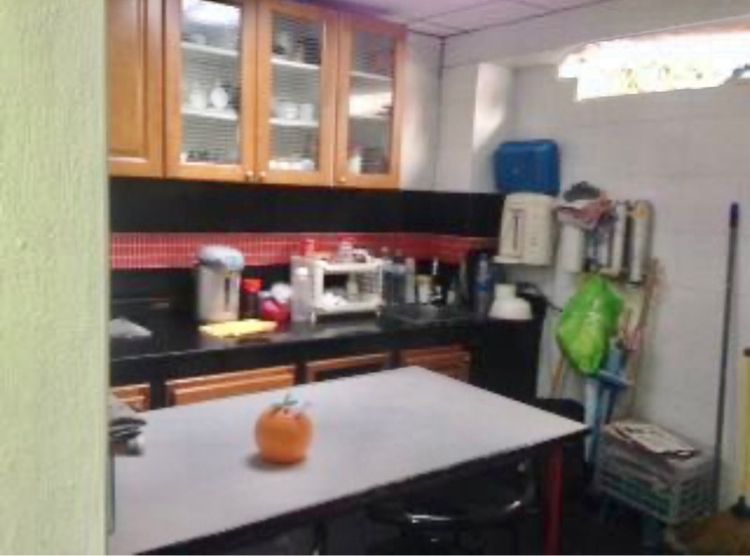 ใช่ อาคารพักอาศัย หรืออาคารพาณิชย์ สะดวกสบาย น่ายลาดพร้าว