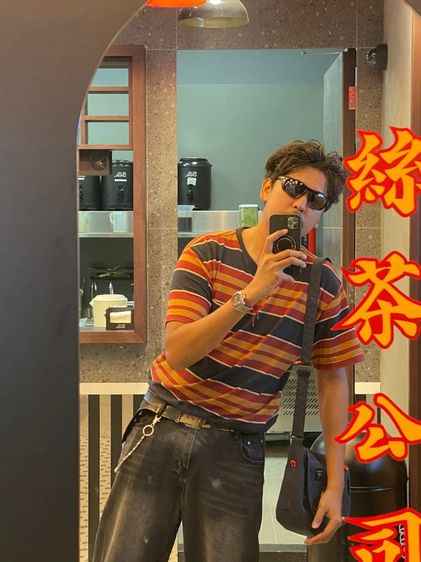 แว่นตากันแดด Oakley สภาพใหม่กริ๊บ ใช้งานไม่ถึง 5 ครั้ง ซื้อมาแค่เพียง 1 เดือนครับ ❗️❗️❗️  รูปที่ 4