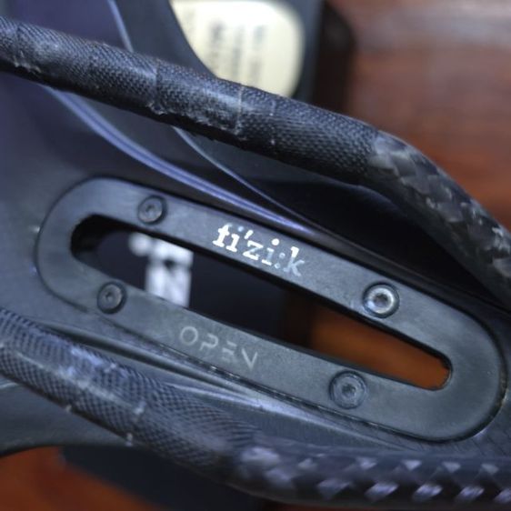 😗เบาะ Fizik Arione R1 OPEN รูปที่ 12