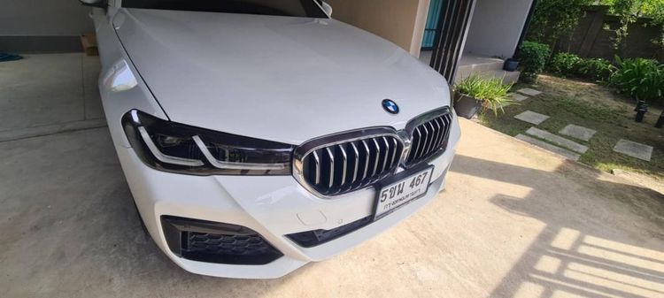 BMW Series 5 2020 530e Sedan ไฮบริด ไม่ติดแก๊ส เกียร์อัตโนมัติ ขาว รูปที่ 4