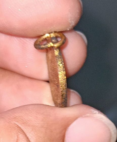 ขายยกคู่ พระบัวเข็มลงรักปิดทองเดิม อีกองค์ เหรียญหันข้างเล็ก เจ้าคุณนรรัตน์ ปี13 แจกกกรรมการ  พระบ้านๆทั้งคู่ ราคาคู่ 800- ย้ำ 800 บาทครับ รูปที่ 10