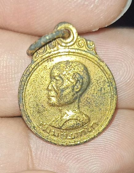 ขายยกคู่ พระบัวเข็มลงรักปิดทองเดิม อีกองค์ เหรียญหันข้างเล็ก เจ้าคุณนรรัตน์ ปี13 แจกกกรรมการ  พระบ้านๆทั้งคู่ ราคาคู่ 800- ย้ำ 800 บาทครับ รูปที่ 5